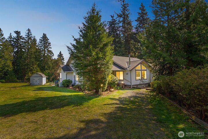 Property Photo:  3863  Paradise Bay Road  WA 98365 