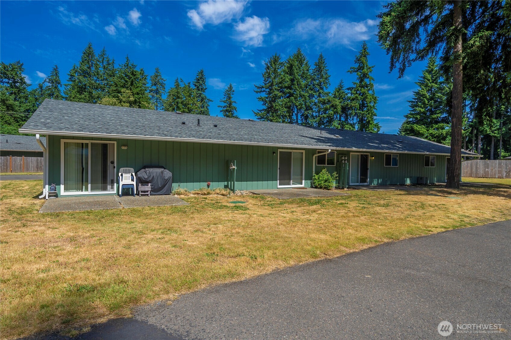 Property Photo: 11101 124th Street E WA 98374