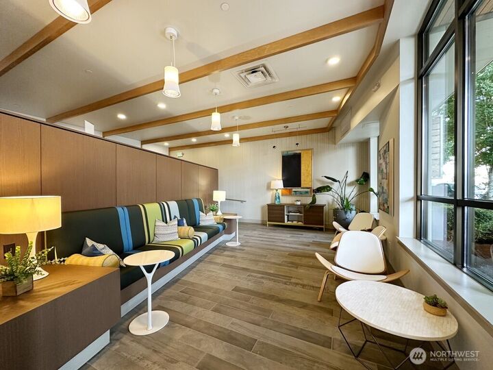 Property Photo: 1760 NW 56th Street 402 WA 98107