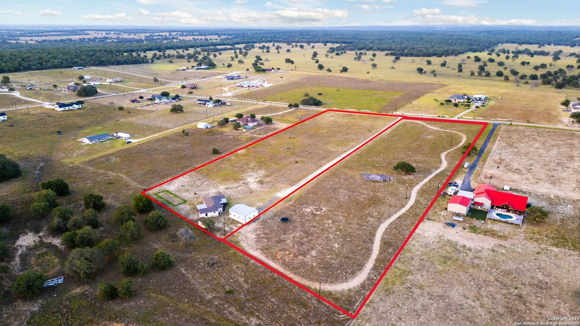 Property Photo: 177 Lakeview Cir TX 78121