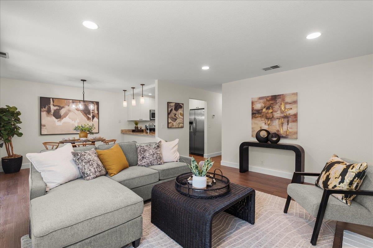 Property Photo:  1305 La Terrace Circle  CA 95123 