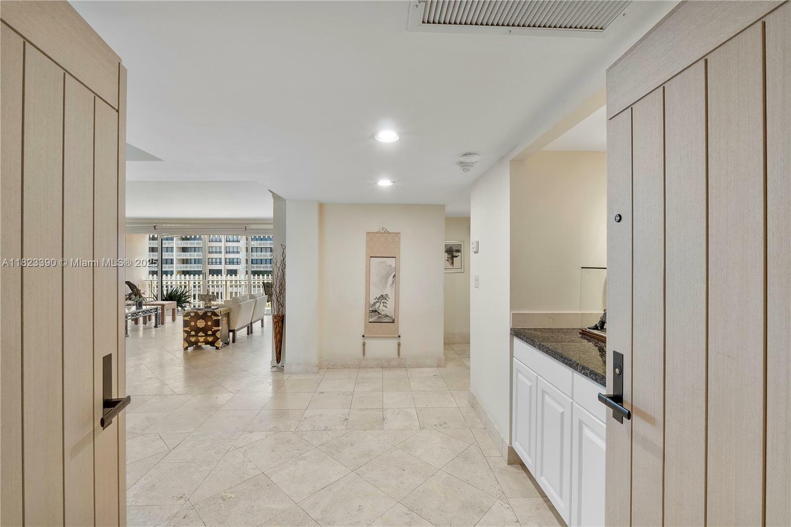 Property Photo: 3 Grove Isle Dr C706 FL 33133