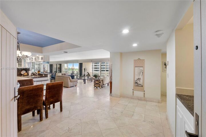Property Photo:  3 Grove Isle Dr C706  FL 33133 
