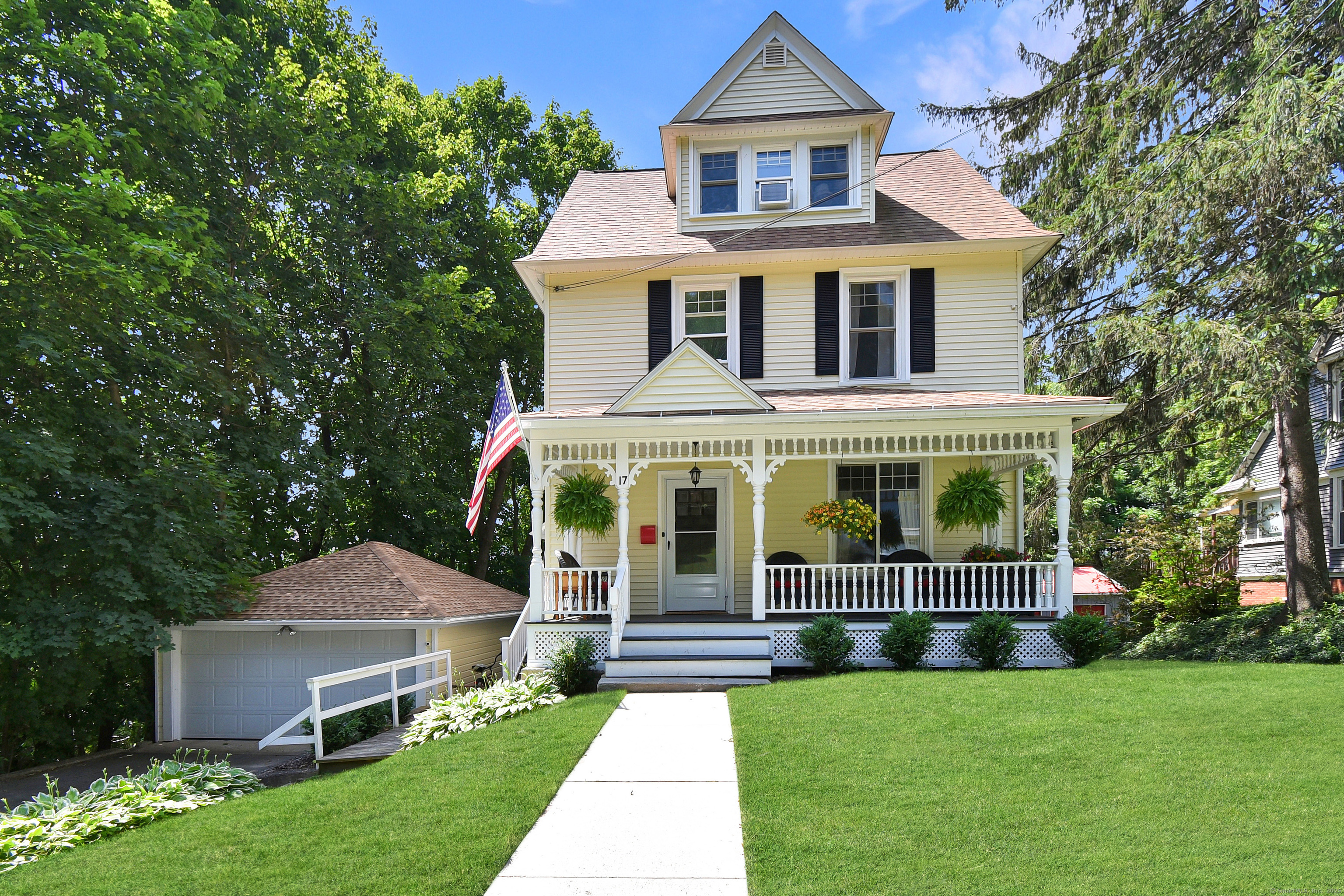 Property Photo: 17 Adams Street CT 06098