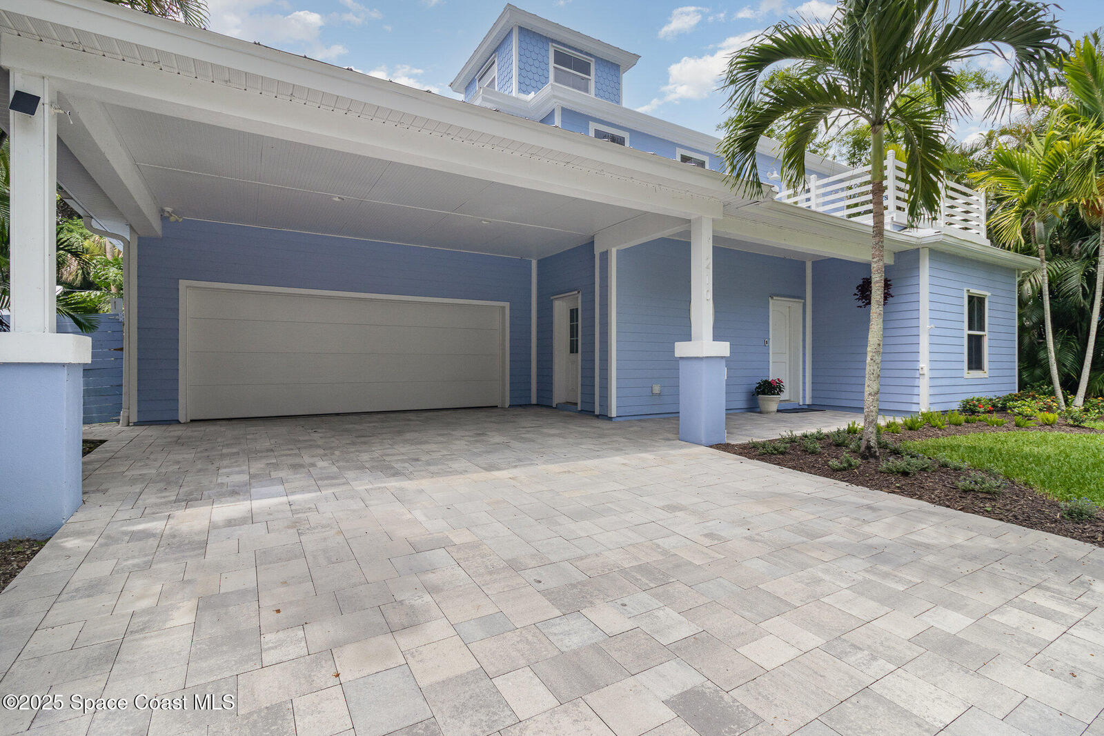 Property Photo:  210 Pelican Drive  FL 32951 