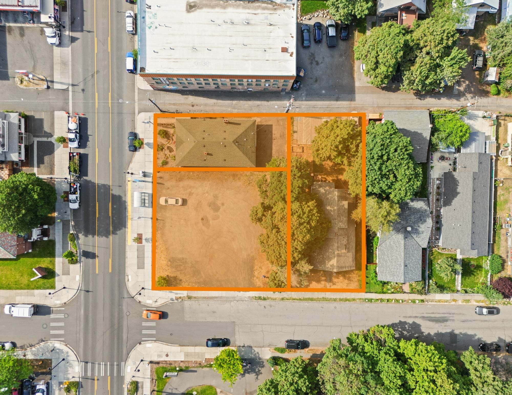 Property Photo: 1007 W Montgomery Ave WA 99205