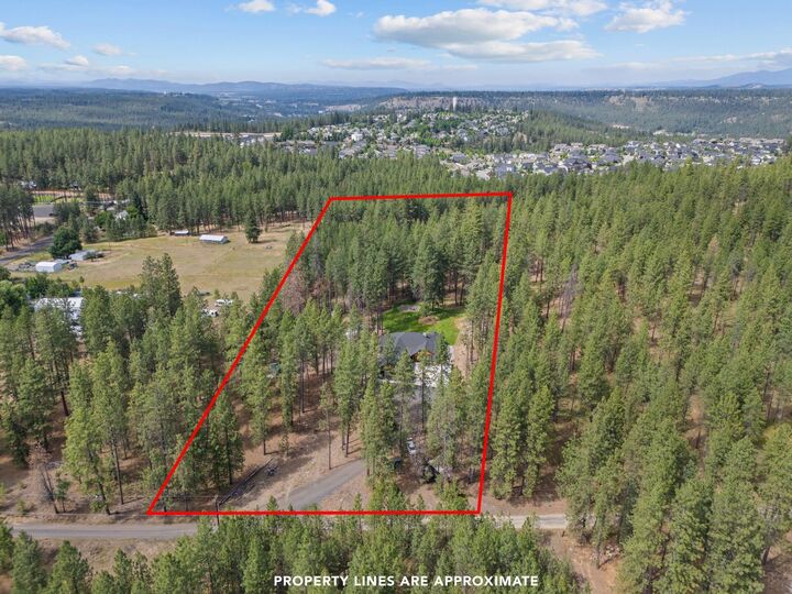 Property Photo:  7617 S Cedar Rd  WA 99224 