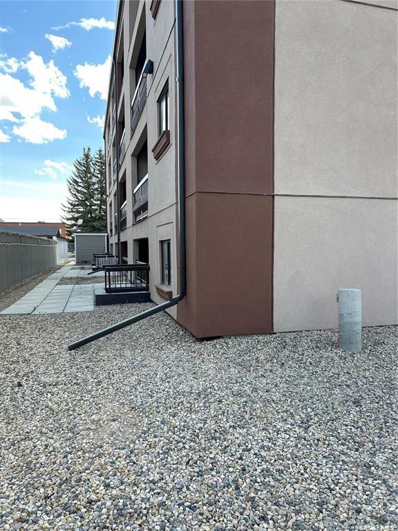 Property Photo: 607 10th Street 306 SK S0K 2A0