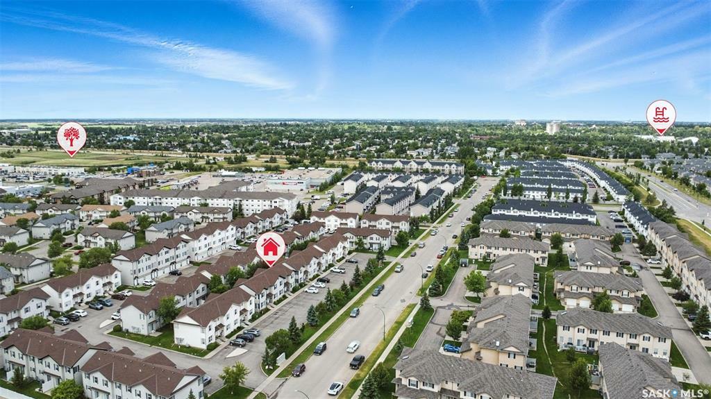 Property Photo: 135 Pawlychenko Lane 10 SK S7V 1J8