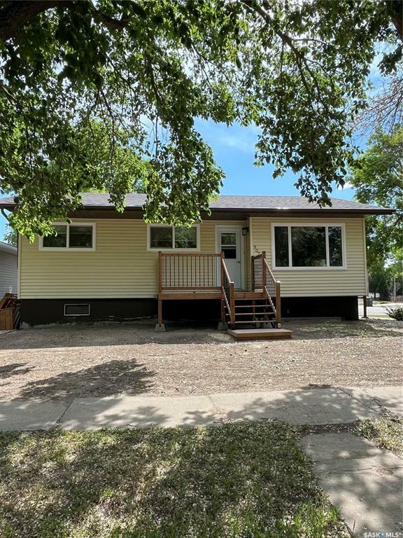 Property Photo: 902 Main Street SK S0L 2V0