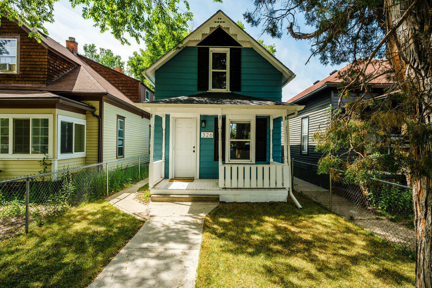 Property Photo:  326 W Burkitt Street  WY 82801 