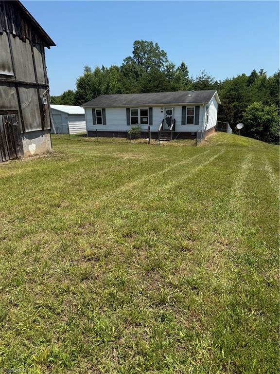 Property Photo: 1010 Kayla Ridge Road NC 27052
