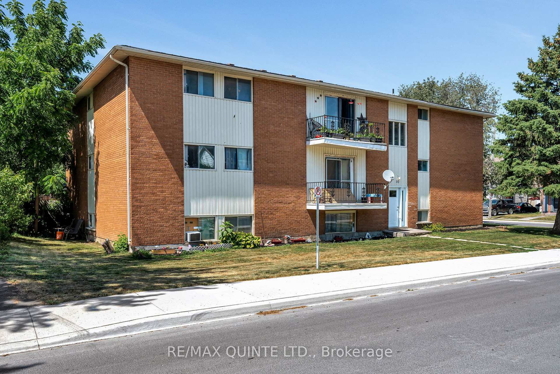 Property Photo: 30 Henry Street ON K8N 1N2