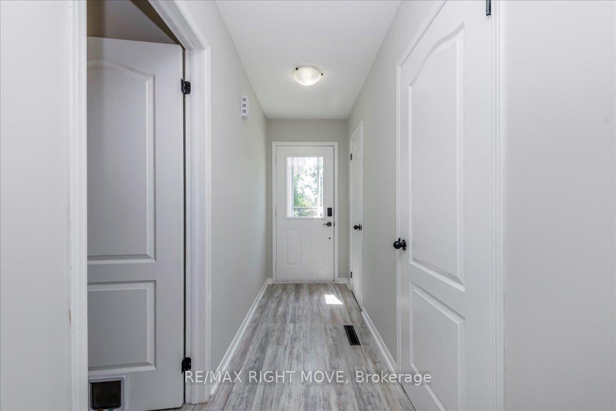 Property Photo: 325 West Street N 10 ON L3V 7P4