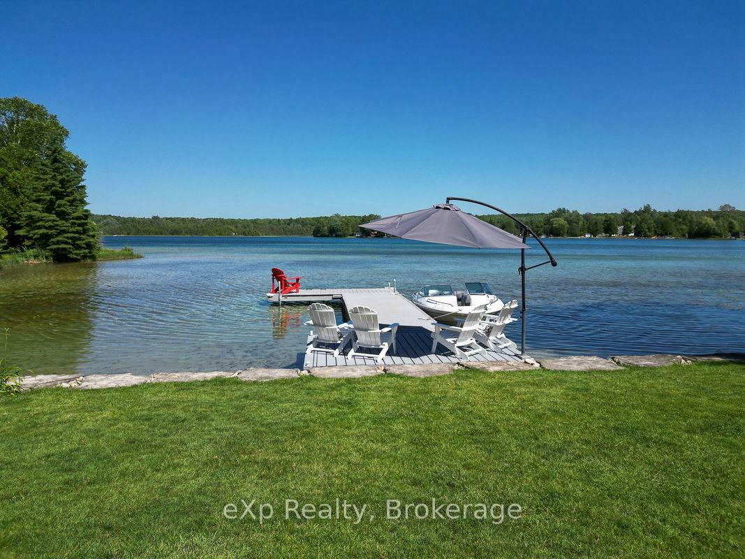 Property Photo: 135 Lakeview Road ON N0H 1G0