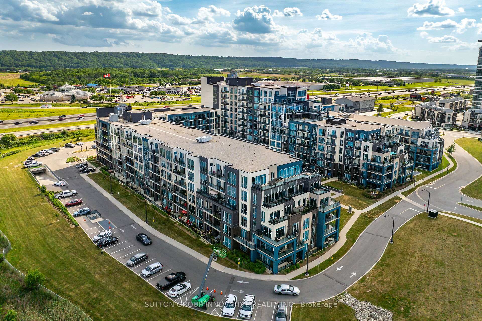 Property Photo: 16 Concord Place 623 ON L3M 4E8