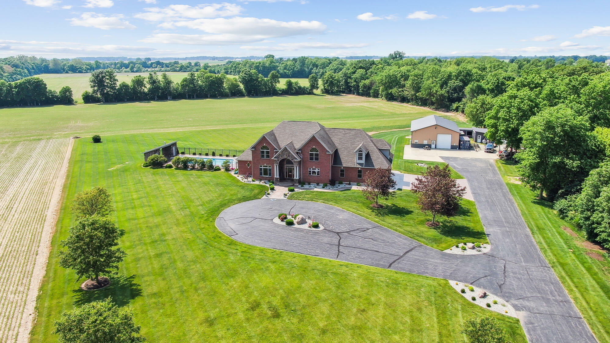 Property Photo: 10568 N Casstown Sidney Road OH 45356