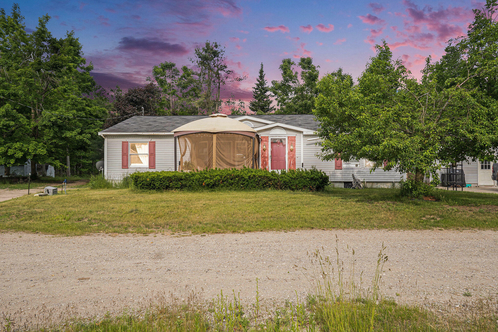 Property Photo: 6304 Old 27 MI 49795