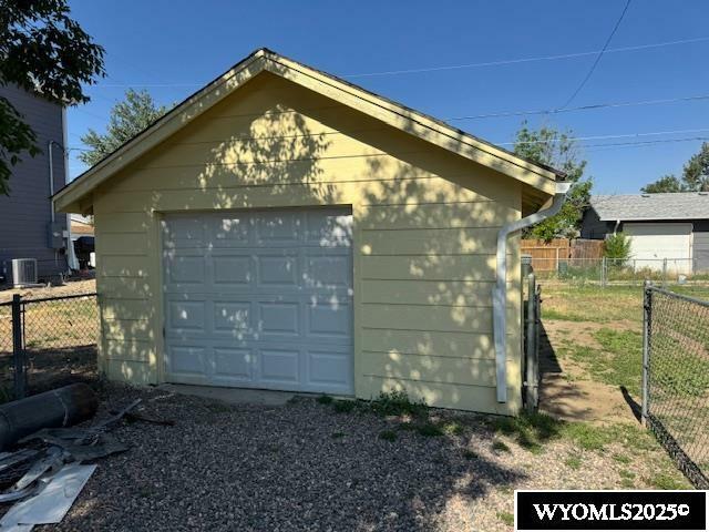 Property Photo:  1126 N Lincoln St  WY 82601-0000 