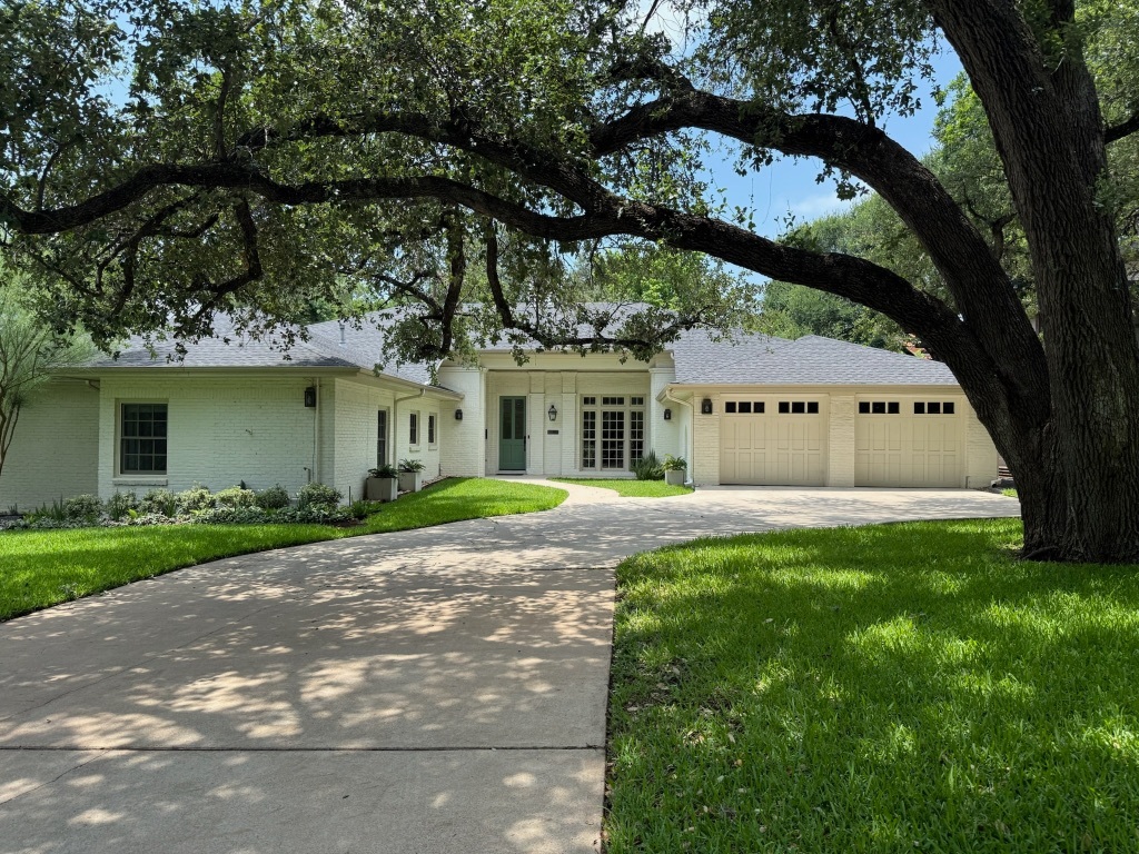 1904 Meadowbrook Drive  Austin TX 78703 photo