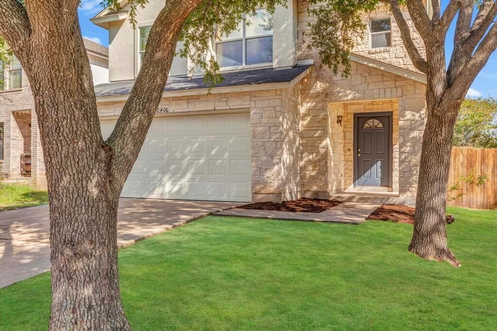 Property Photo:  2406 Glen Field Drive  TX 78613 