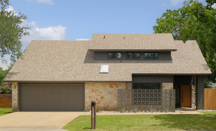 Property Photo: 11707 Barrington Way TX 78759