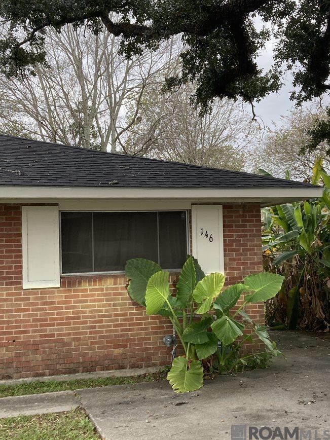 Property Photo: 146 Beverly Dr LA 70806