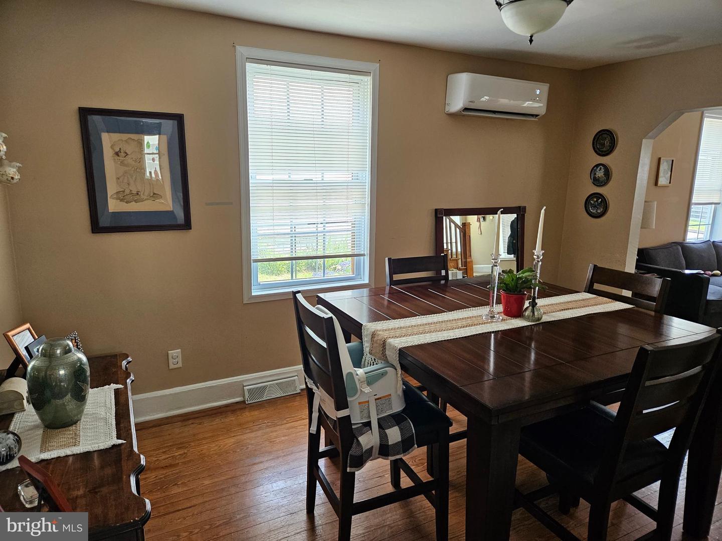 Property Photo:  208 East Street  DE 19963 