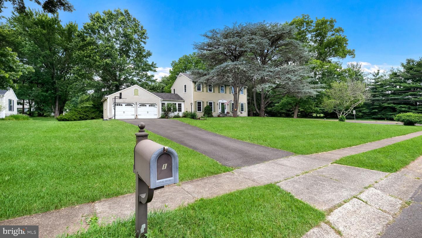 Property Photo: 1 Sunnybrook Drive PA 18901