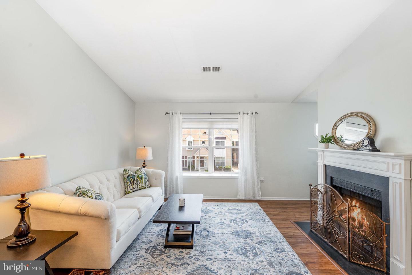 Property Photo: 7823 Harrowgate Circle D VA 22152