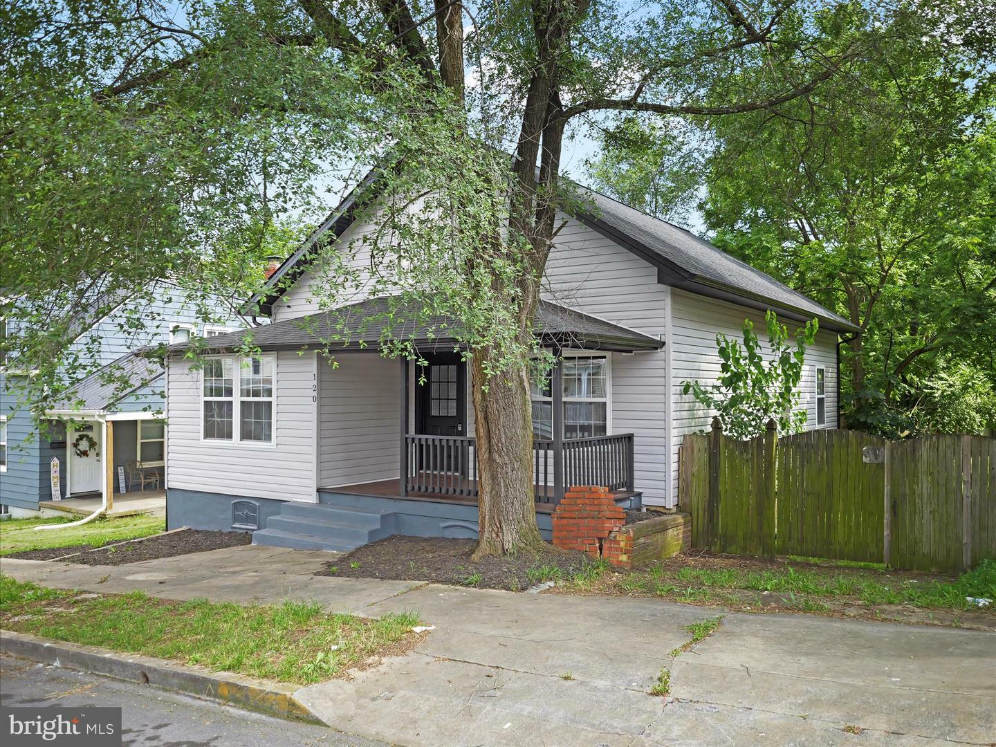 Property Photo: 120 E South Street WV 25401