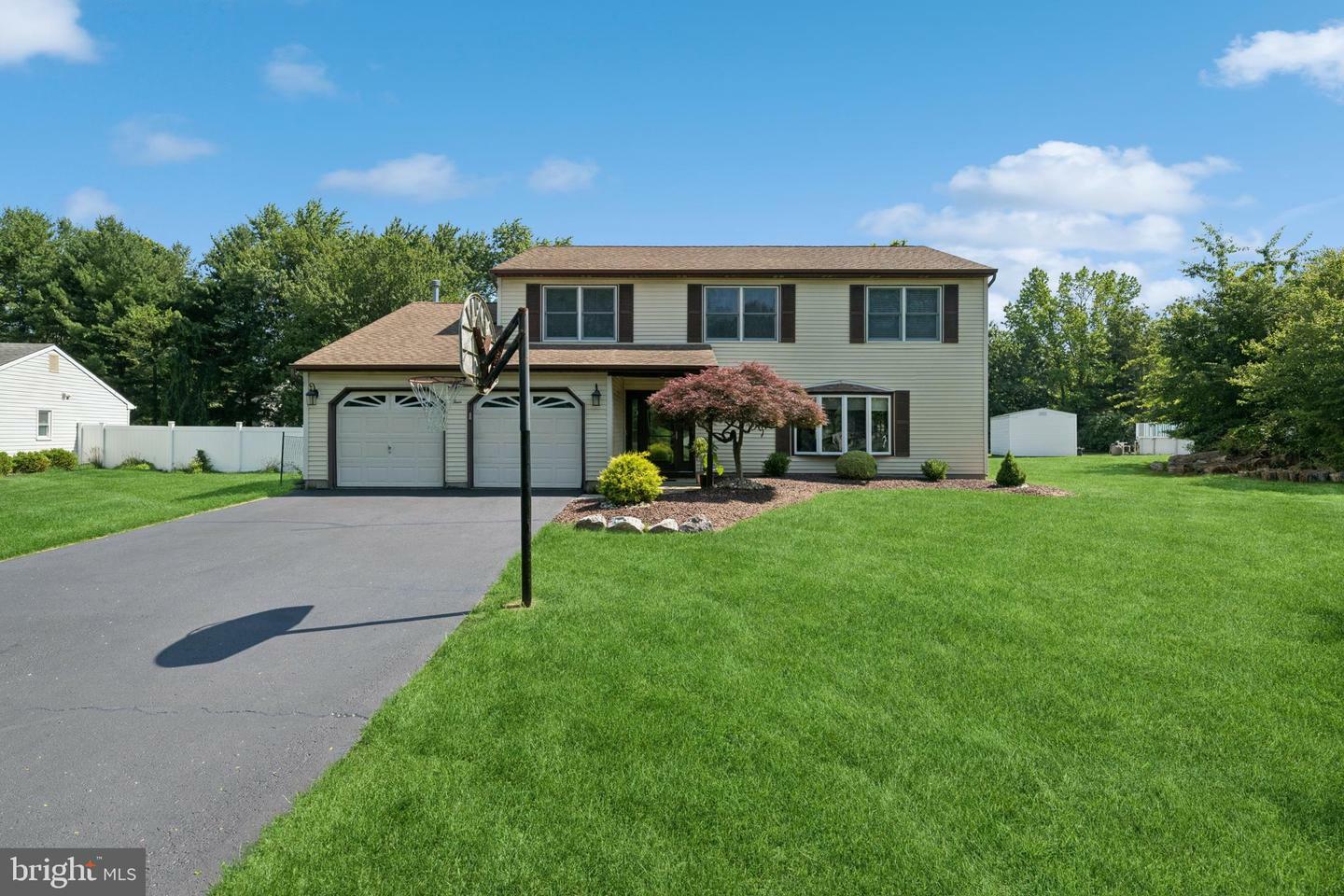 4 Monterey Lane  Manalapan NJ 07726 photo
