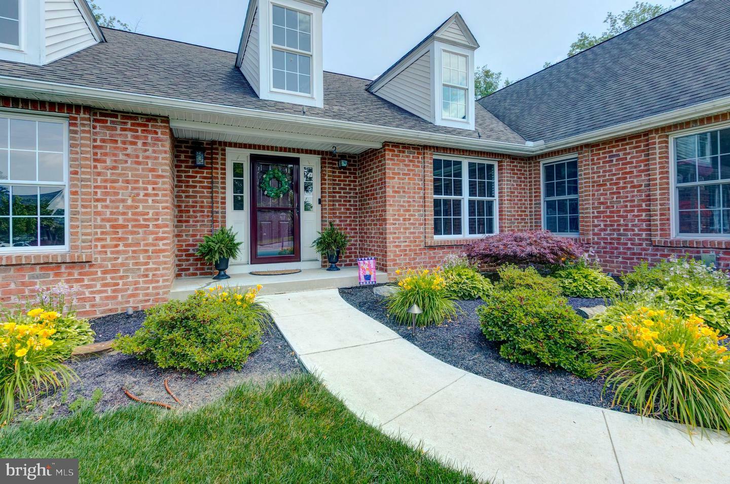 Property Photo: 5802 Stephens Crossing PA 17050