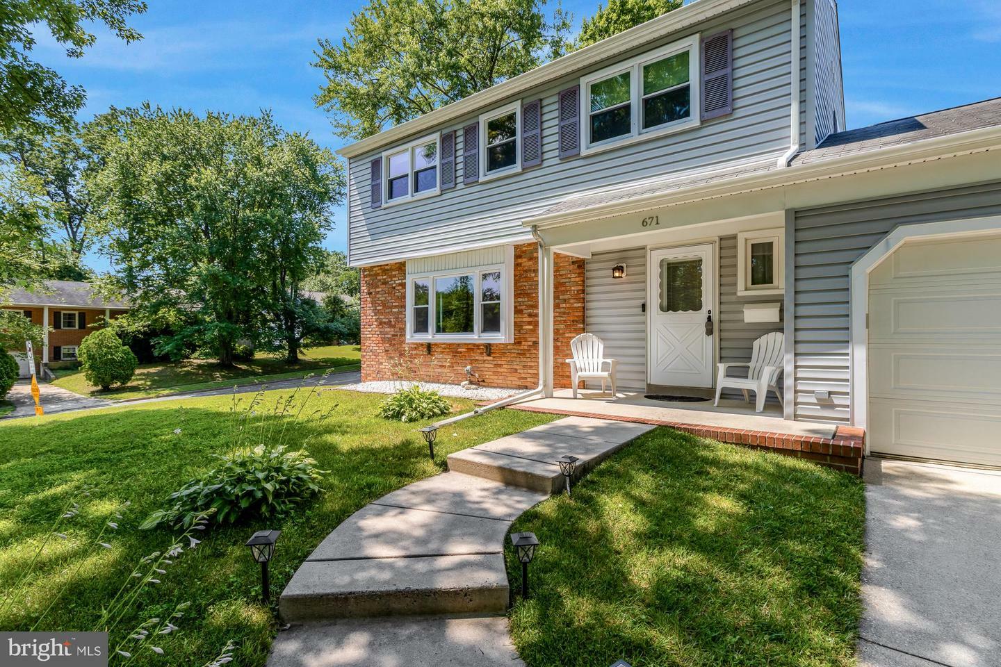 Property Photo: 671 Trimble Road MD 21085