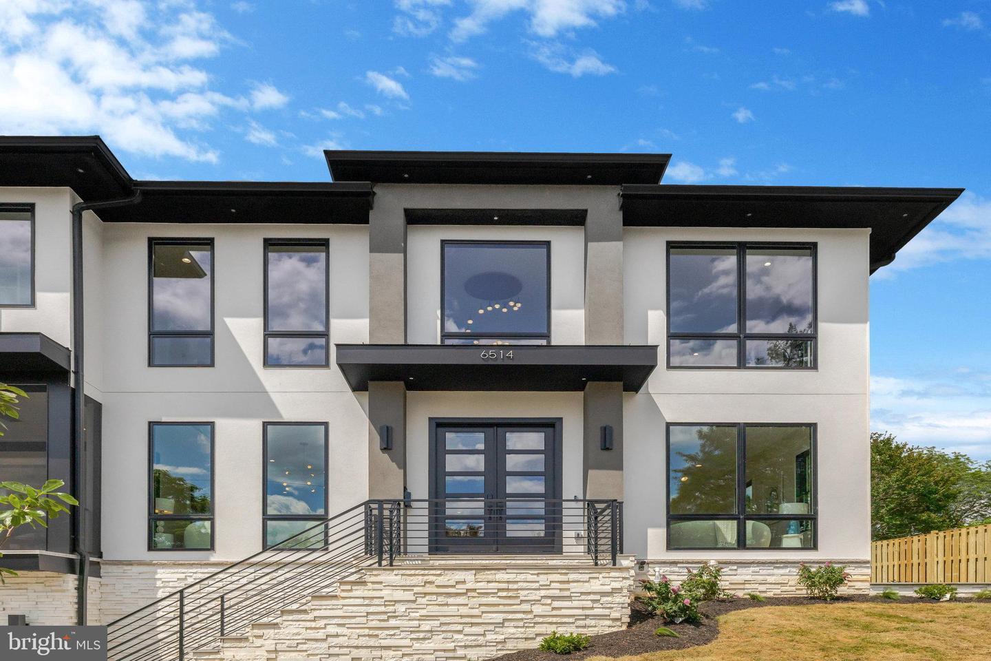Property Photo: 6514 Byrnes Drive VA 22101