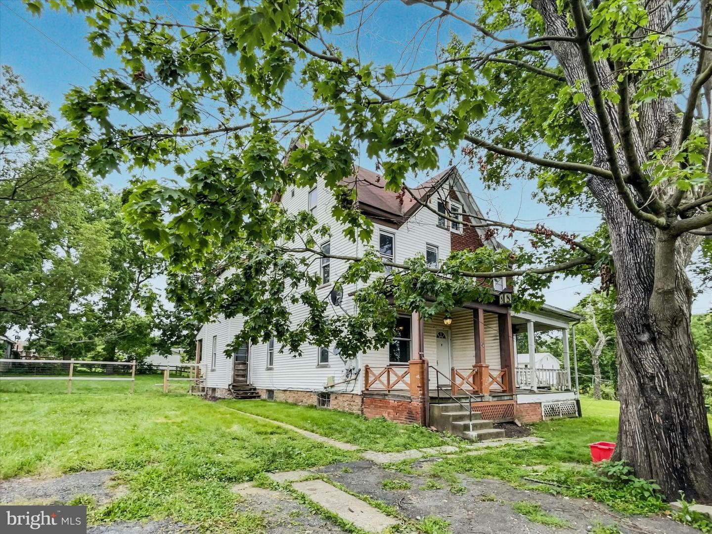 19 Lancaster Avenue  Enola PA 17025 photo