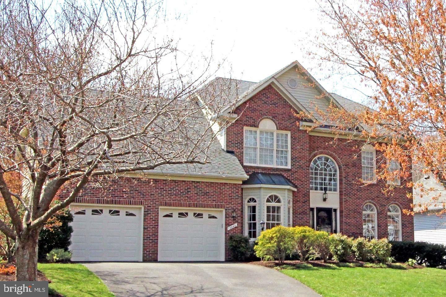 Property Photo: 13840 Laurel Rock Court VA 20124