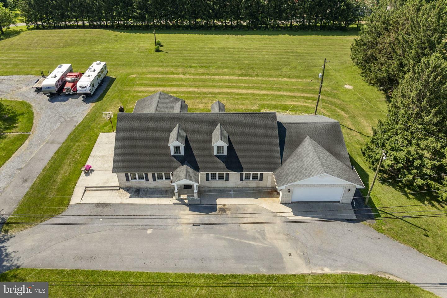 Property Photo: 2860 Route 22 22 PA 17026