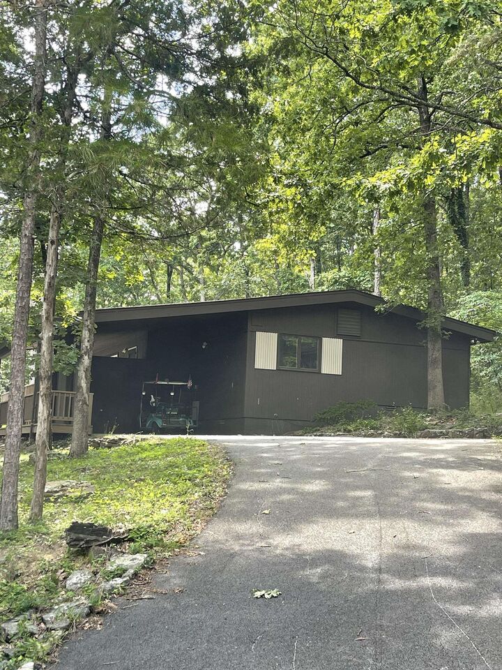 Property Photo: 106 Oak Park Lane AR 72088