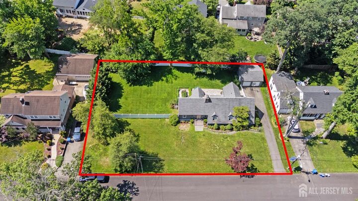 Property Photo:  386 Franklin Road  NJ 08902 