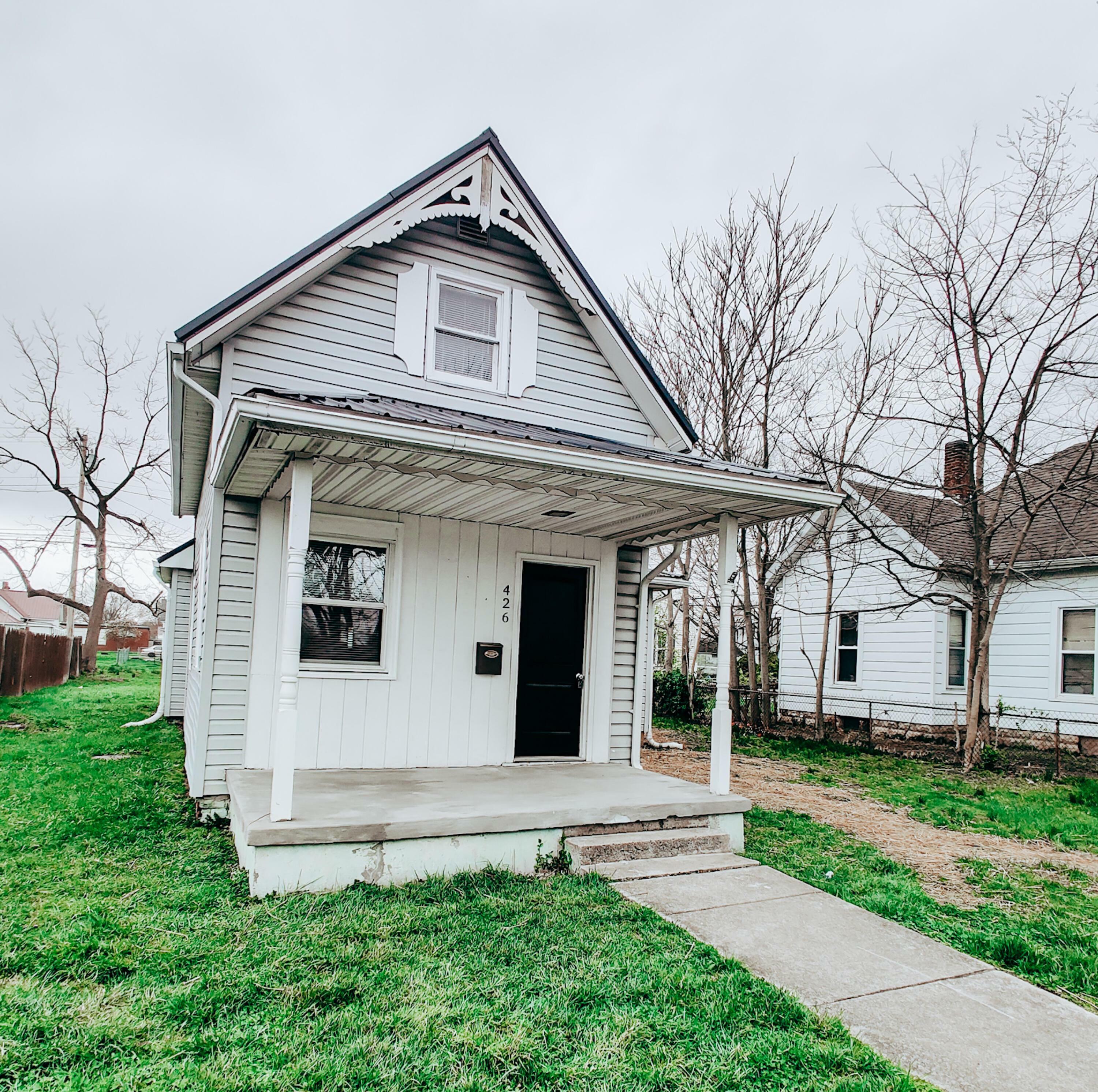 Property Photo: 426 Western Avenue OH 43160
