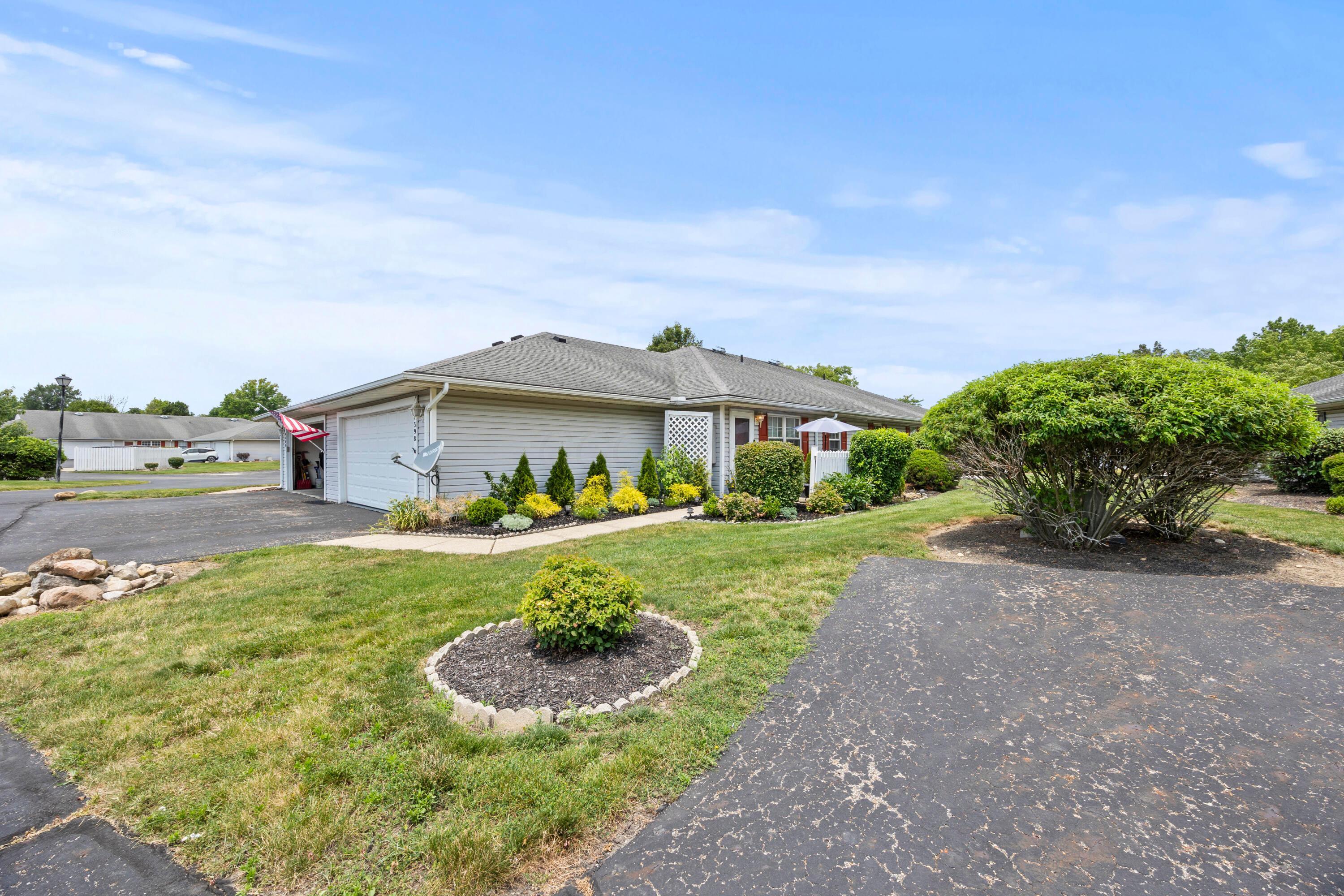 Property Photo:  4398 Hammerton Drive  OH 43228 