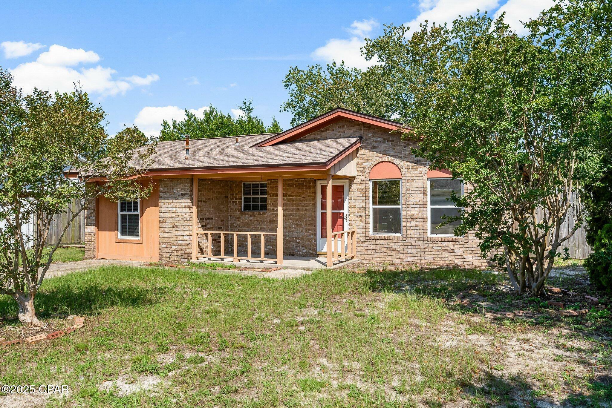 Property Photo: 2015 Pritchard Street FL 32405