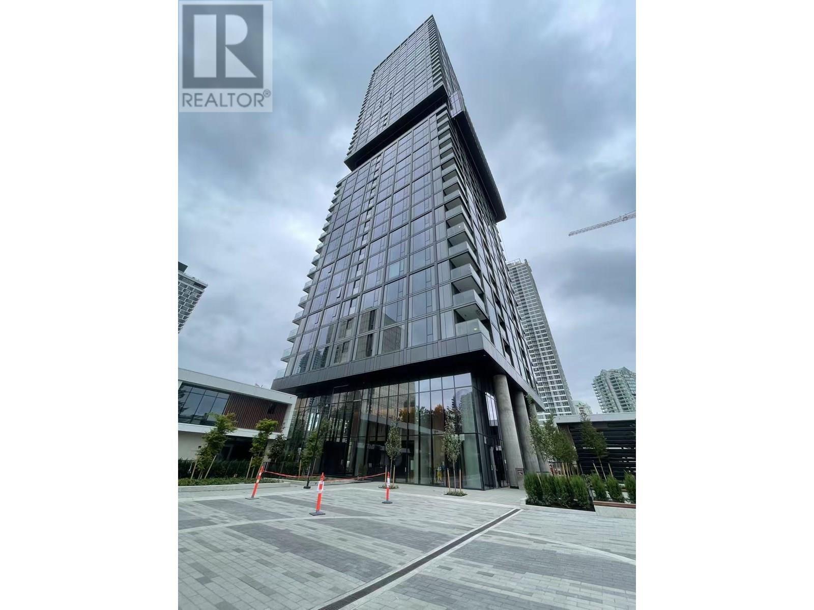 Property Photo:  5987 Wilson Avenue 1305  BC V5H 0L7 
