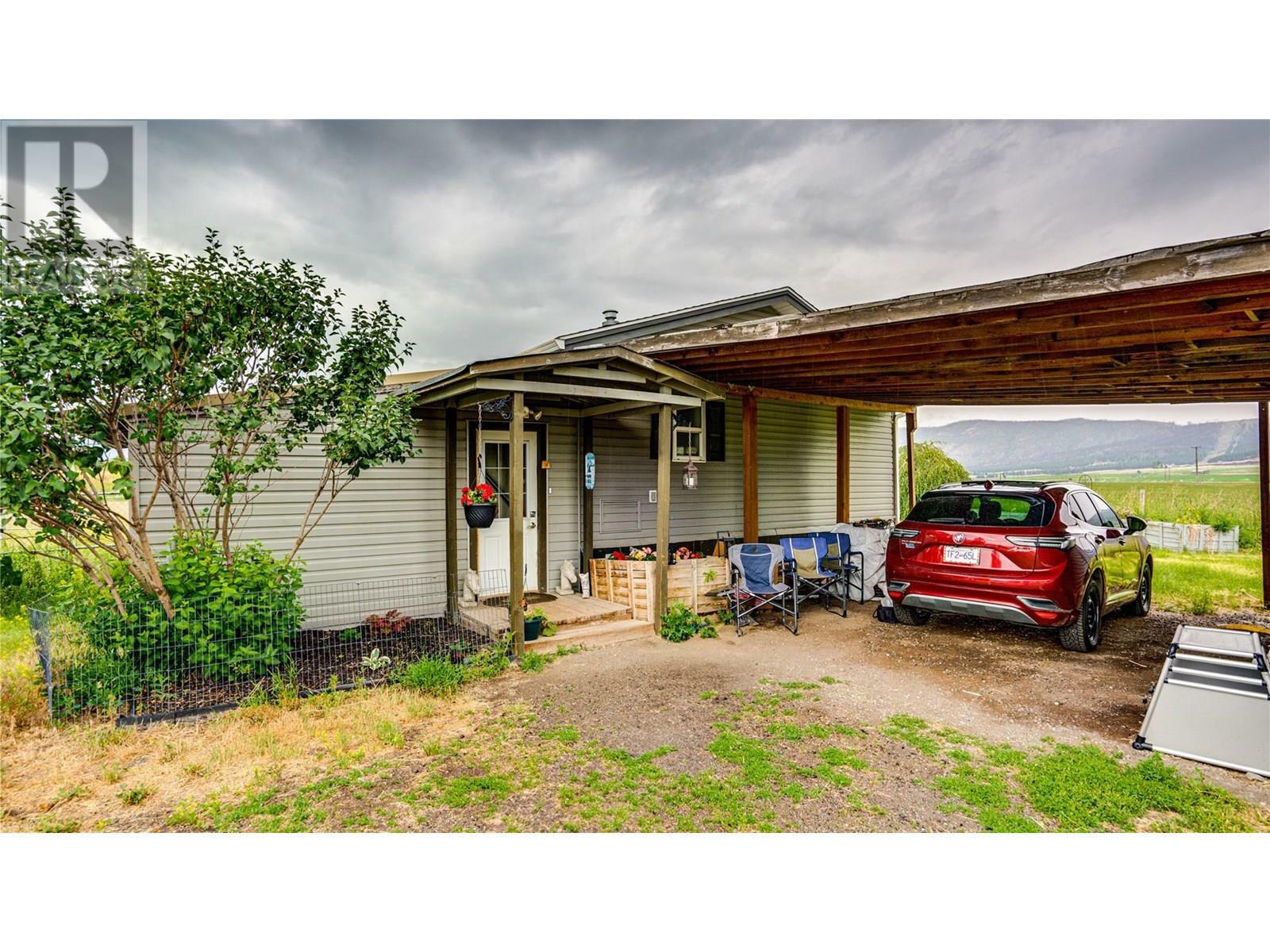 Photo de la propriété: 6725 Bulman Road BC V0E 3B1