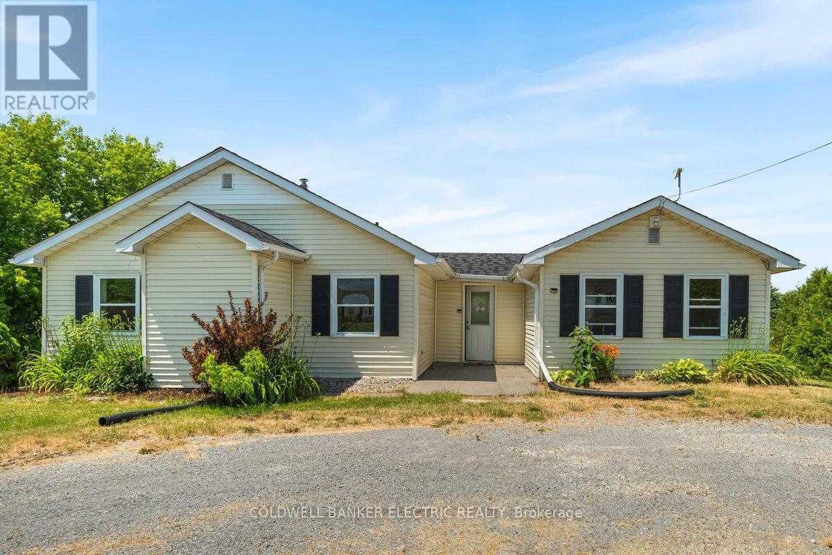 3766 County 3 Road  Prince Edward County (Ameliasburg Ward) ON K0K 1L0 photo