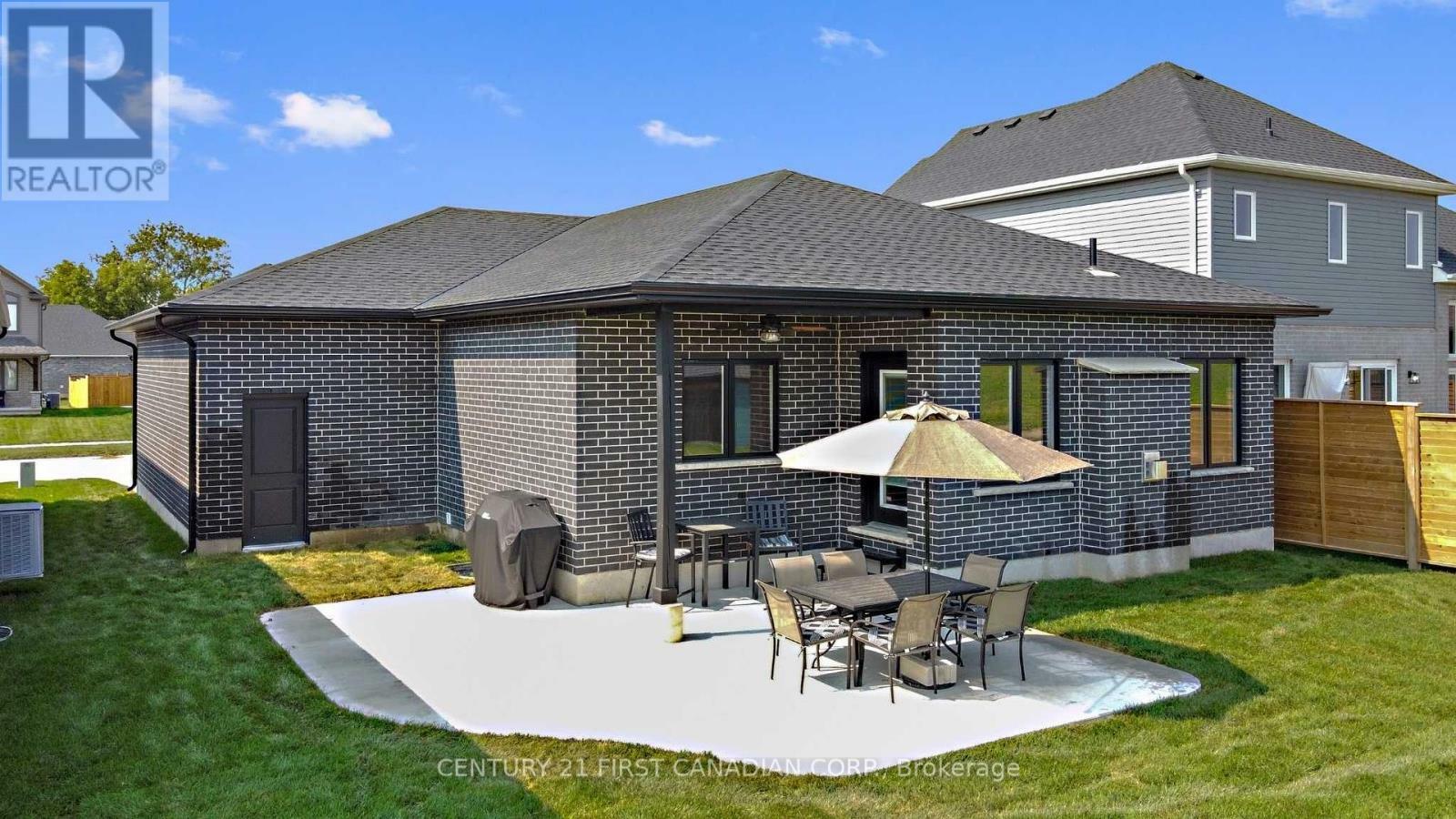 Photo de la propriété: 672 Ketter Way ON N0N 1T0