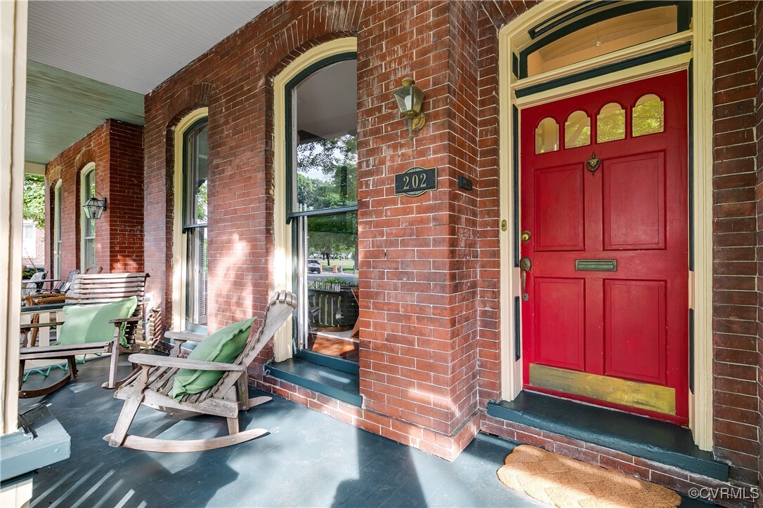 Property Photo: 202 N 32nd Street VA 23223