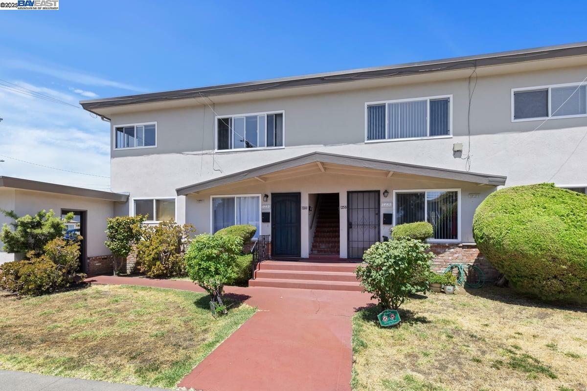 Property Photo: 1231 141st Ave CA 94578