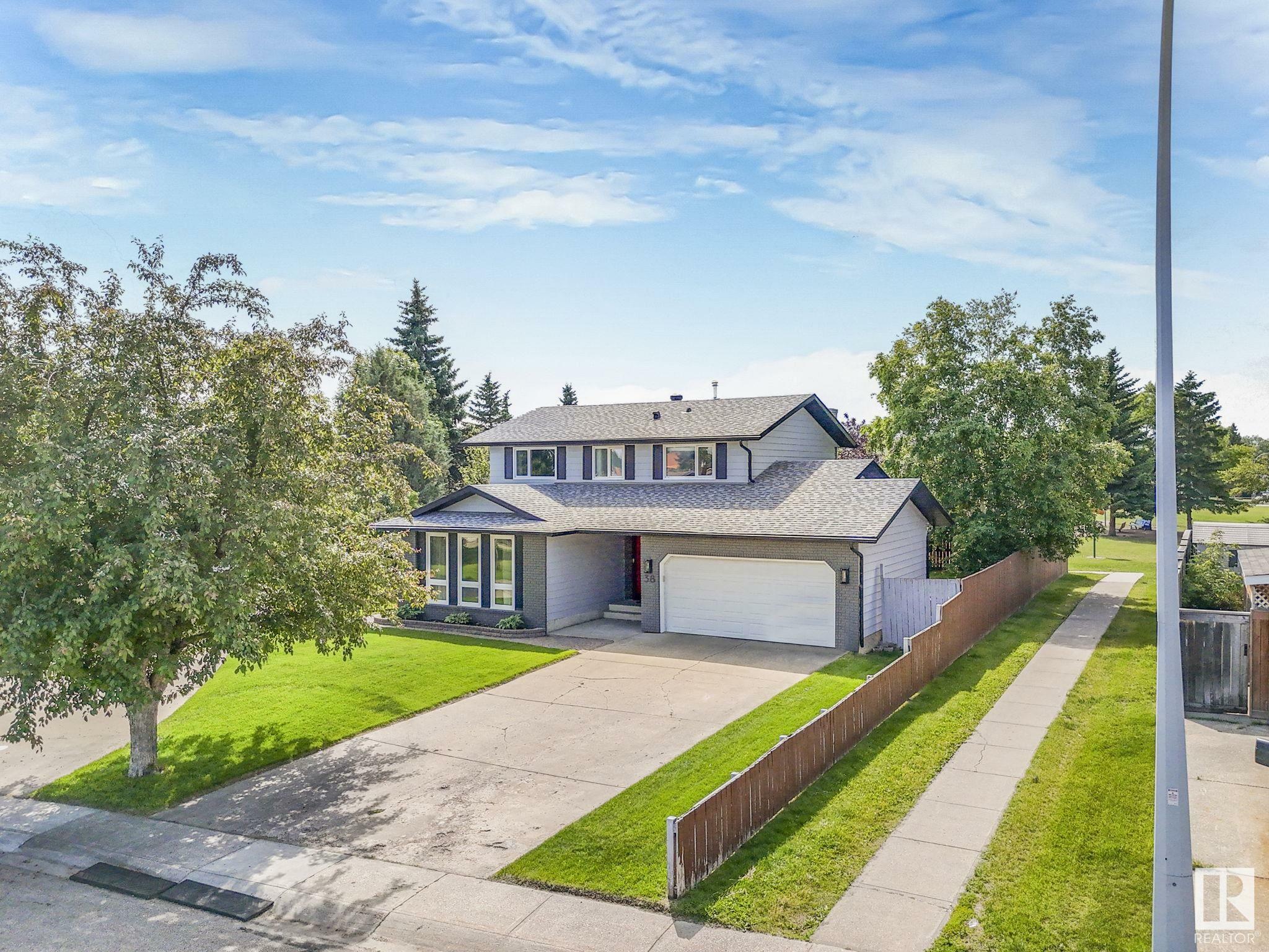 Property Photo: 38 Melrose Place AB T8A 3T7